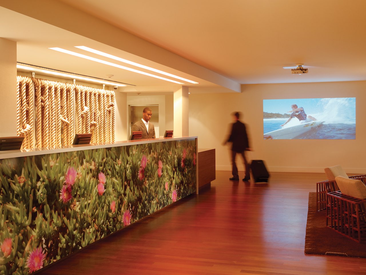 Kimpton Shorebreak reception