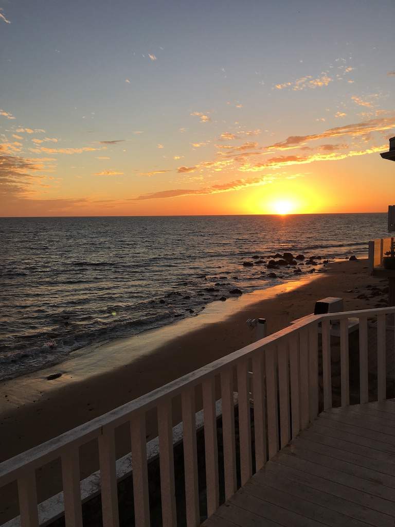 Malibu beach-front suite - sunset